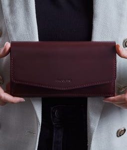 Womens Long Leather Wallet: Handmade Bifold Purse, Card Holder and Cash Organizer, Everyday Accessory